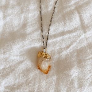 Golden crystal necklace
